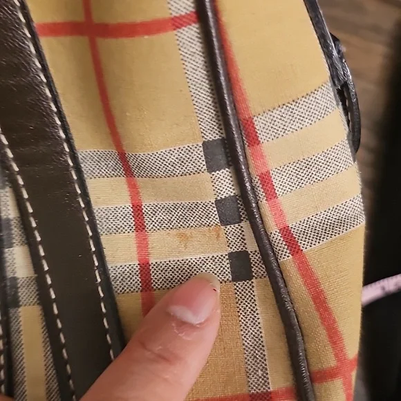 Designer Inspired Purse - Picture 13 of 16